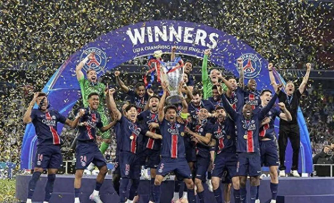 巴黎圣日耳曼迎足总杯关键赛，赛前完成体检，气氛紧张，球探报告显示潜力的简单介绍