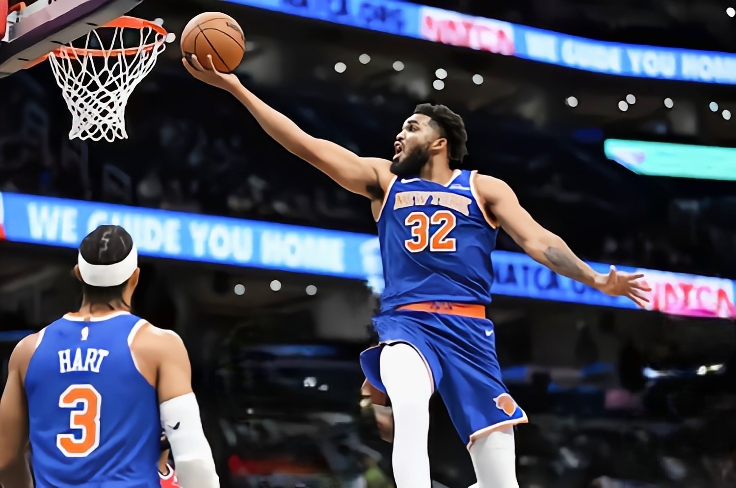 今夜体能课后，纽约尼克斯遗憾出局备战NBA常规赛，赛场秩序良好，高层口径保持一致的简单介绍