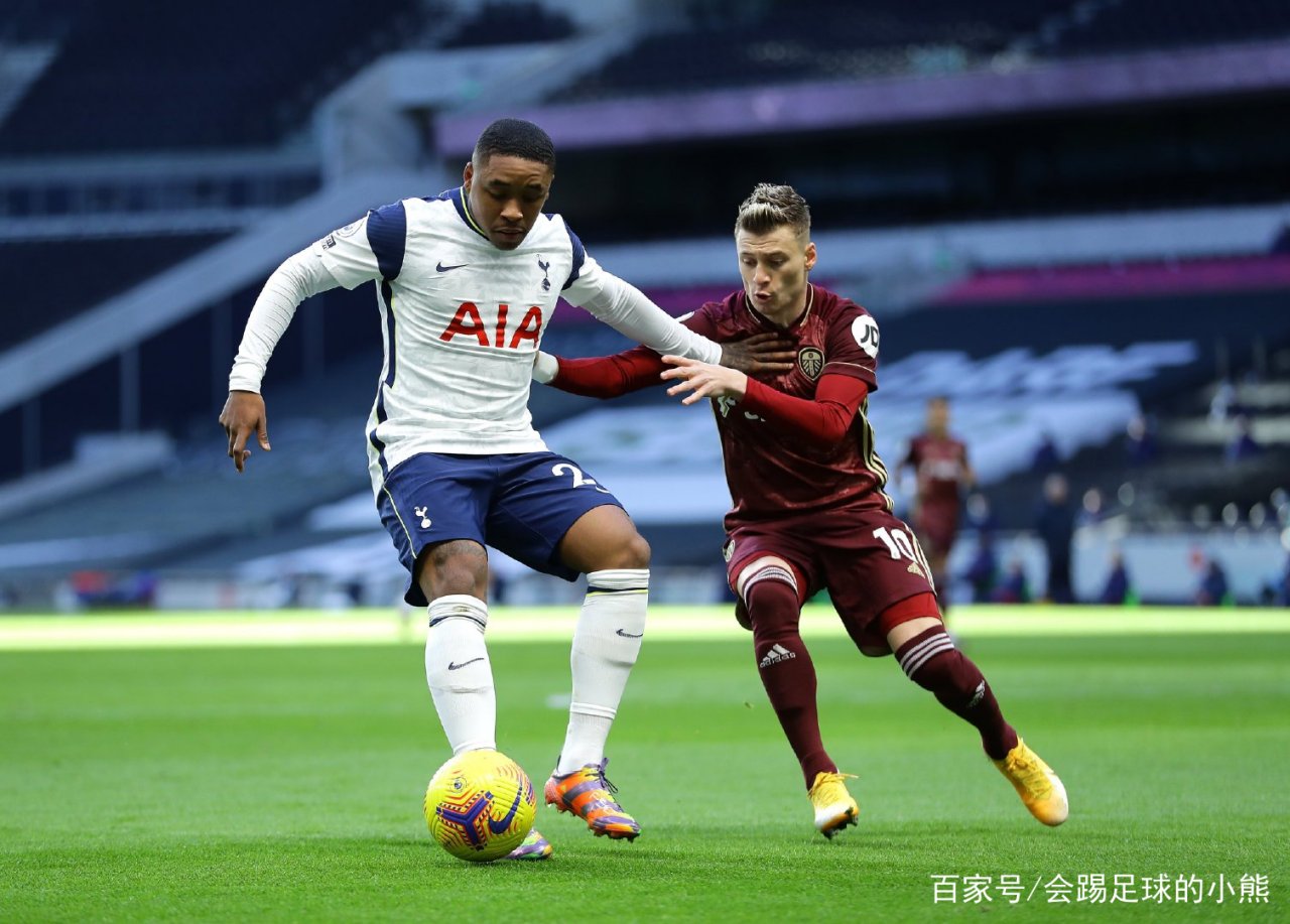 包含里程碑夜！夏洛特黄蜂遗憾出局，英超清晨刷纪录，引发热议，资深球员宣示担当的词条